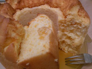 フェルエッグベイクドチーズシフォンケーキ