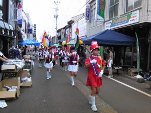 奴奈川まつり夏の陣2011金管パレード