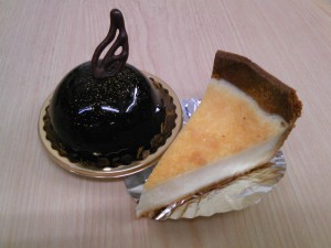 御菓子司三好屋ベイクドチーズケーキ