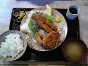 糸魚川市とんかつ銭形ミックスフライ定食