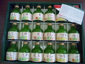 青森県りんごジュース(株)シャイニーアップルジュース