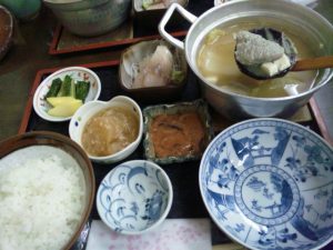 糸魚川国道８号線沿い 蒸気茶屋つみれ汁定食